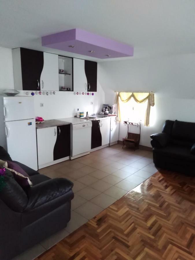 Sunce Bed and Breakfast Ćuprija Buitenkant foto